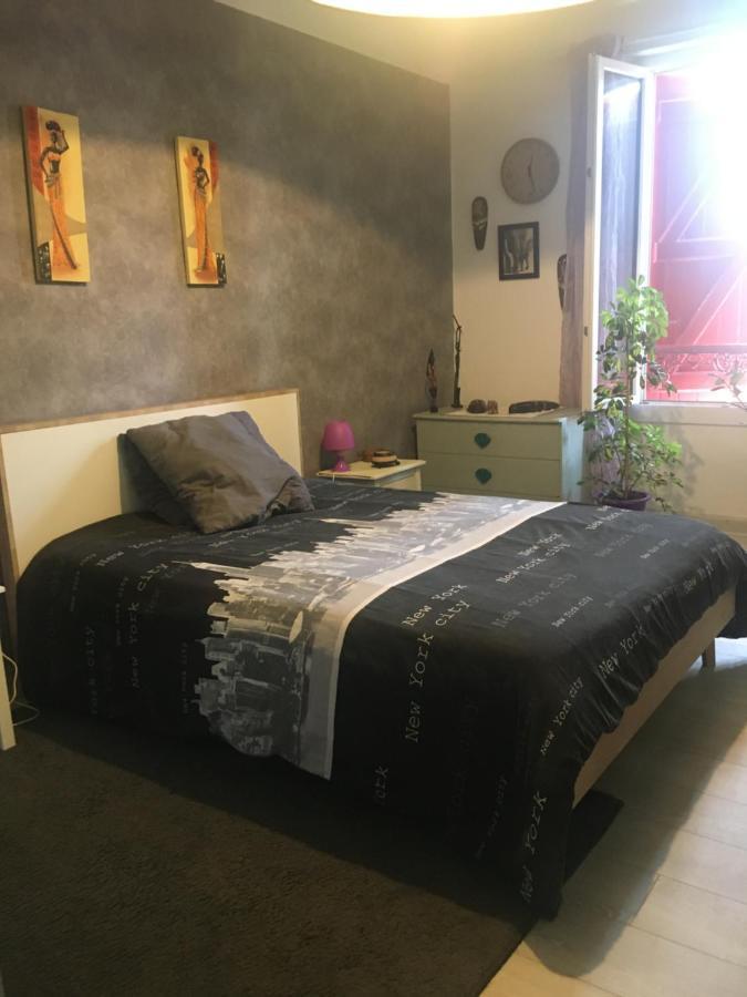 Apartmán Belle Chambre Au Coeur De Bayonne Exteriér fotografie